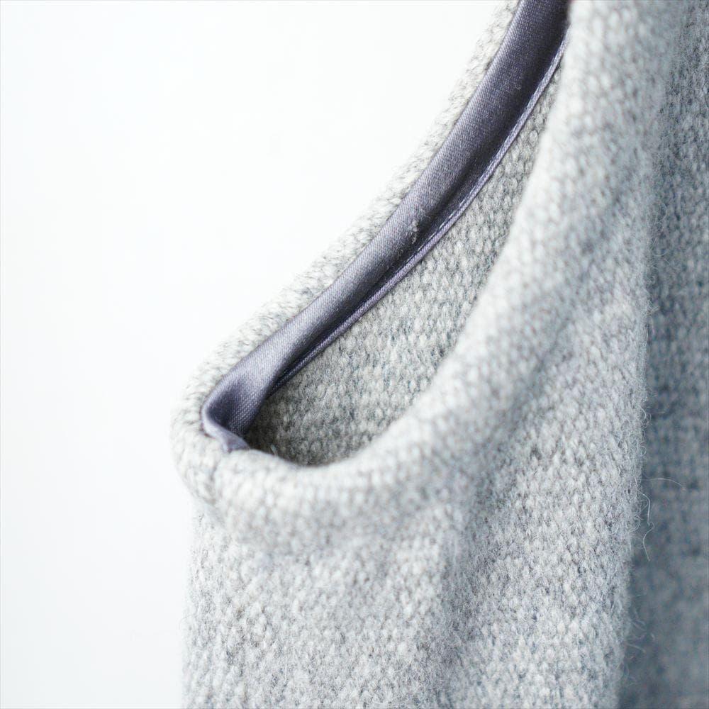 オルテガ チマヨ ベスト ウール グレー スクエア 36