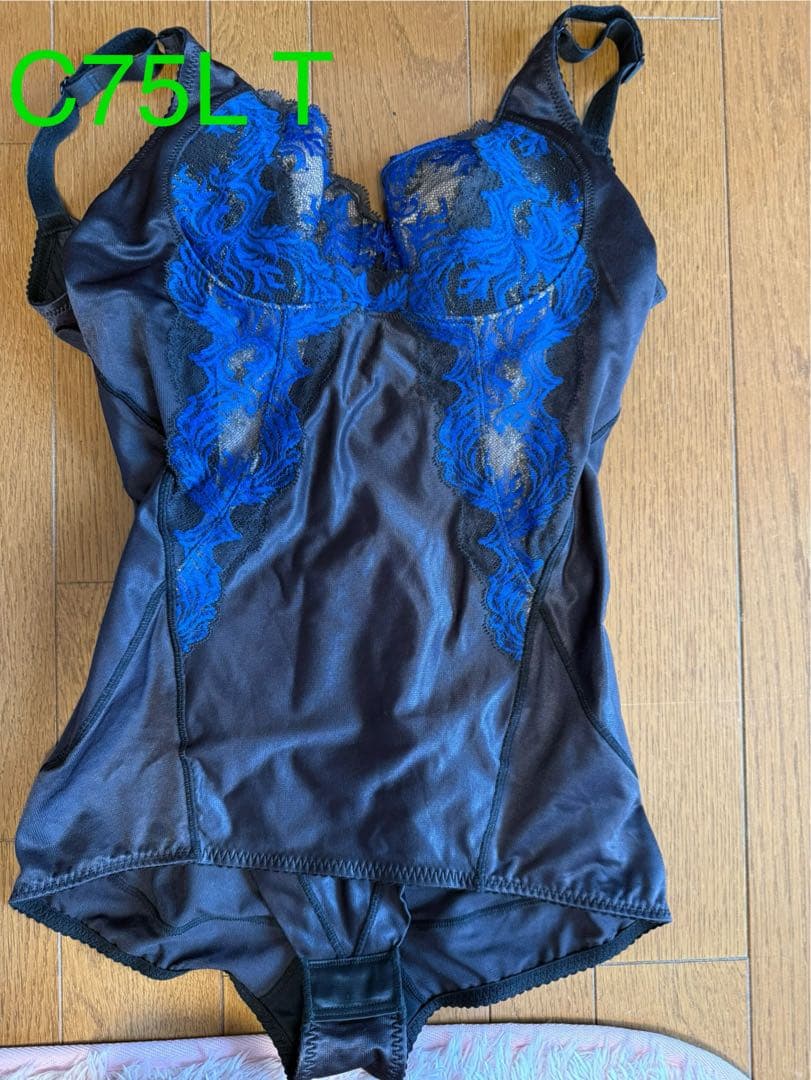 C75L T マルコボディースーツ