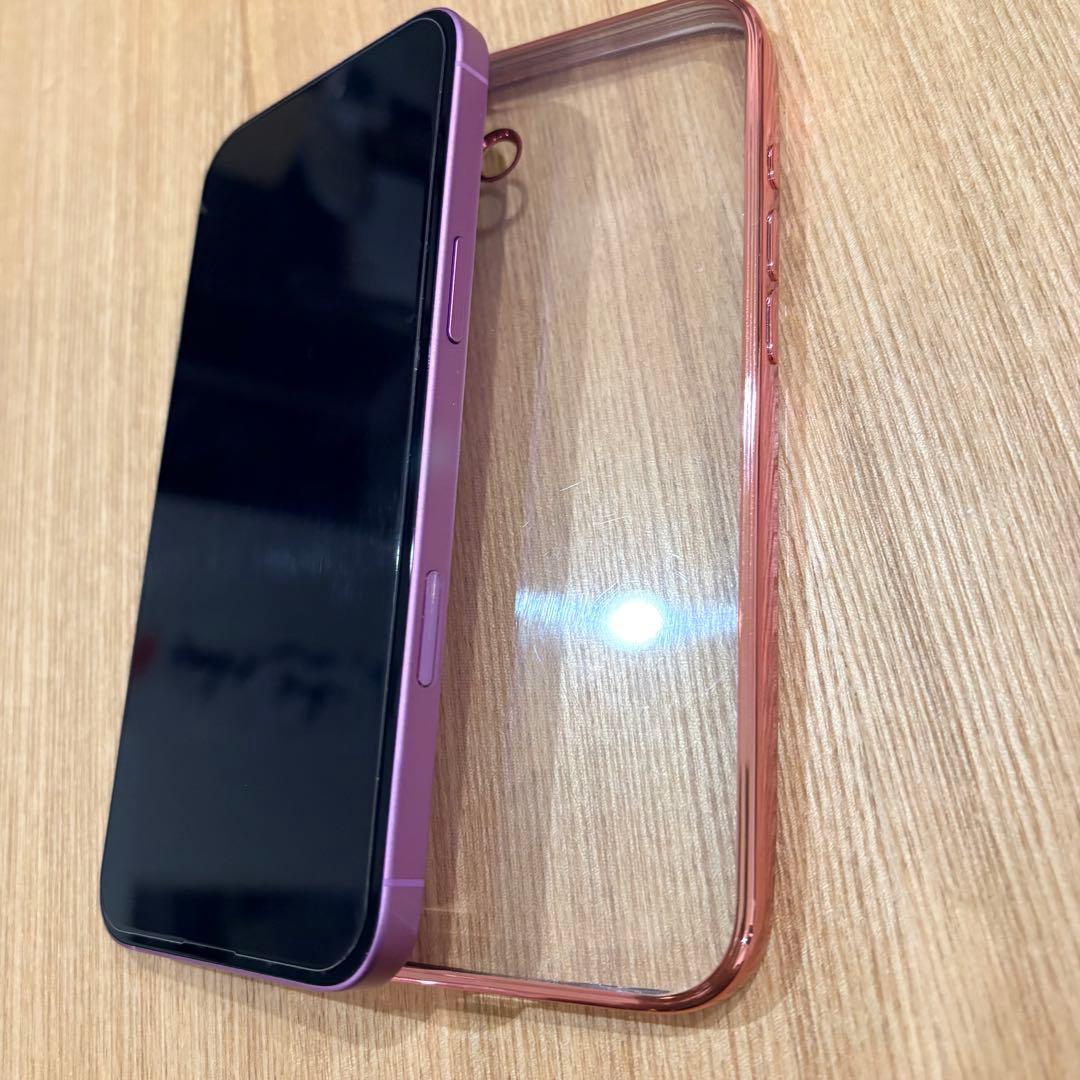 Apple iPhone16plus 本体とケース