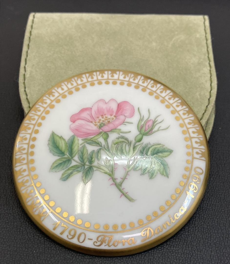 【貴重】ロイヤルコペンハーゲン フローラダニカ　200周年記念　手鏡