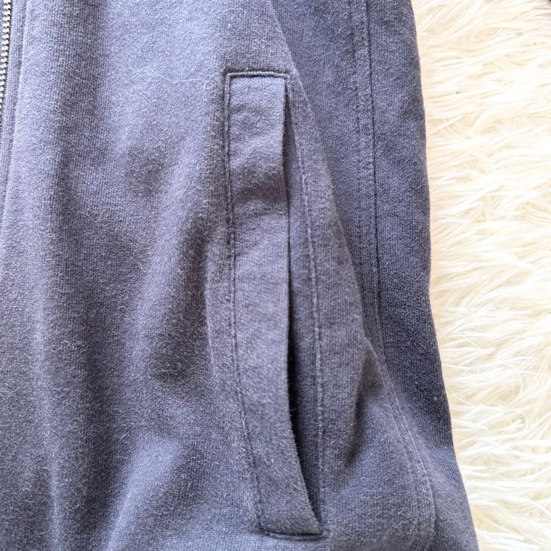 Burberry black label ファー パーカー ロゴ