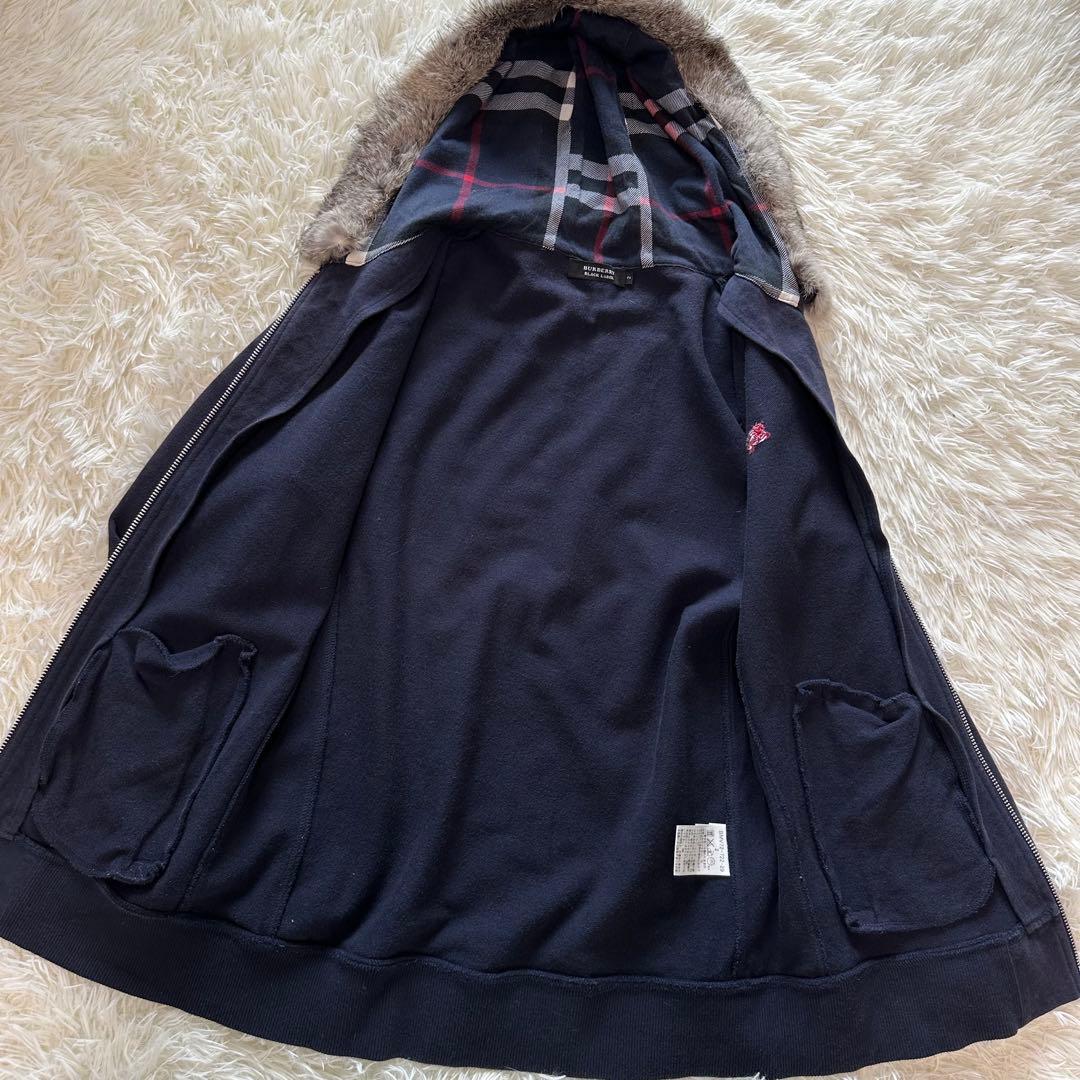 Burberry black label ファー パーカー ロゴ