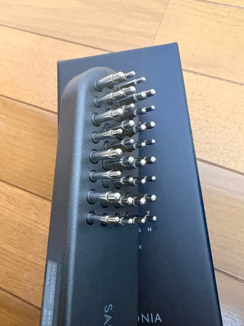 土日限定価格！サロニアEMSリフトブラシ3Dケア電気ブラシ美顔器