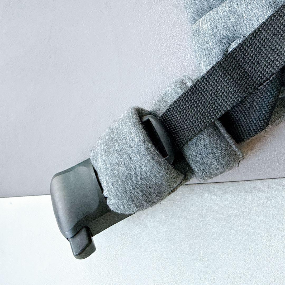 ベビービョルン　ハーモニー　メッシュ　抱っこ紐 ネイビー