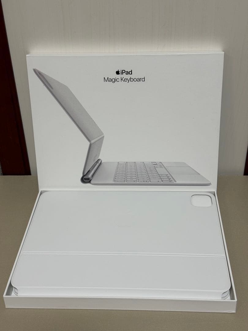 iPadPro 11インチ Magic keyboard JIS ホワイト