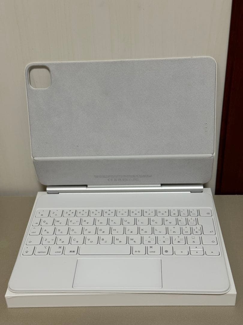 iPadPro 11インチ Magic keyboard JIS ホワイト