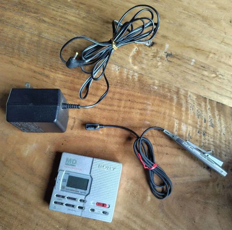 ポータブルプレーヤー MD Walkman MZ-R90