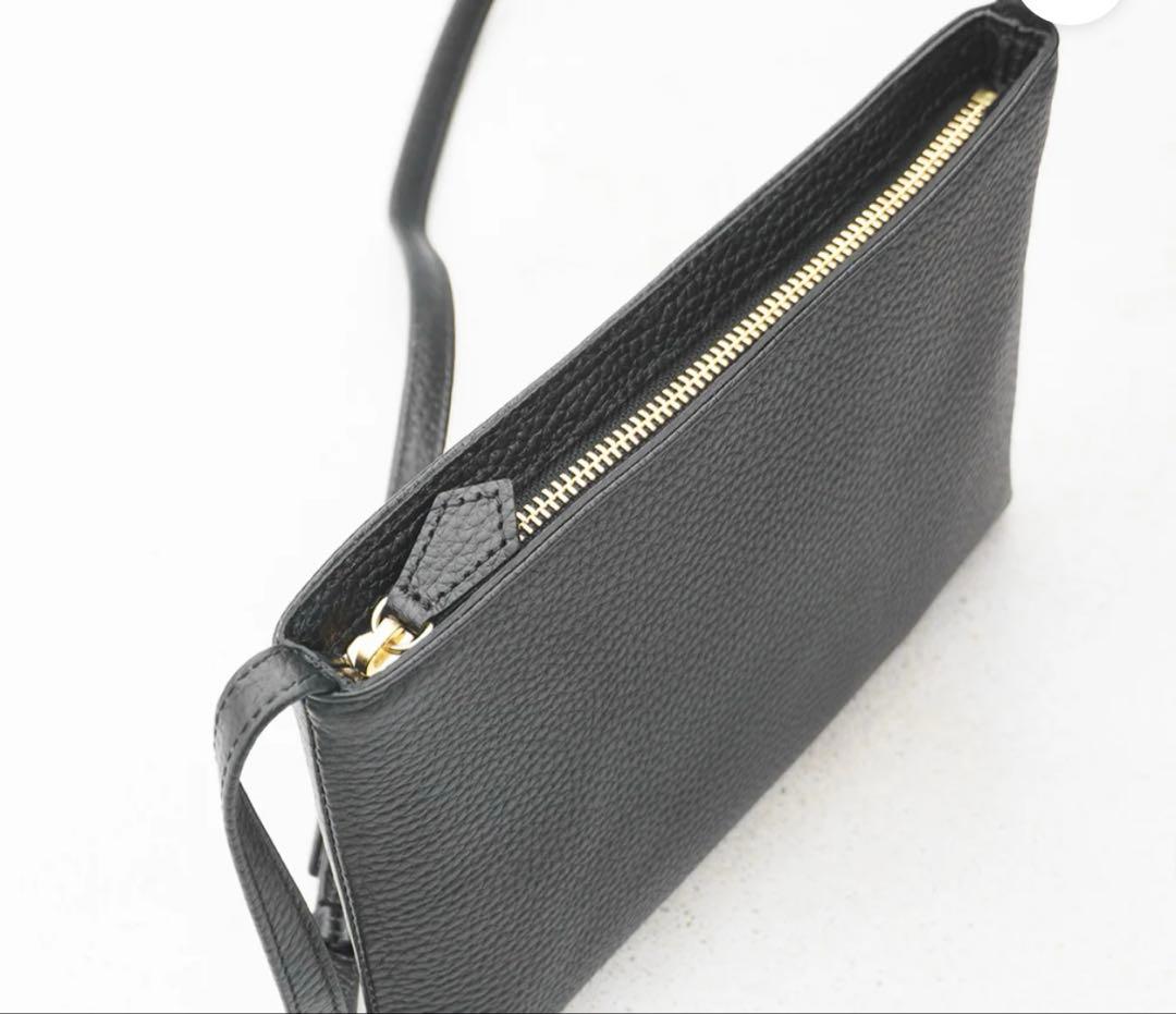 C*l様 【HushTug】レザーサコッシュ ブラック