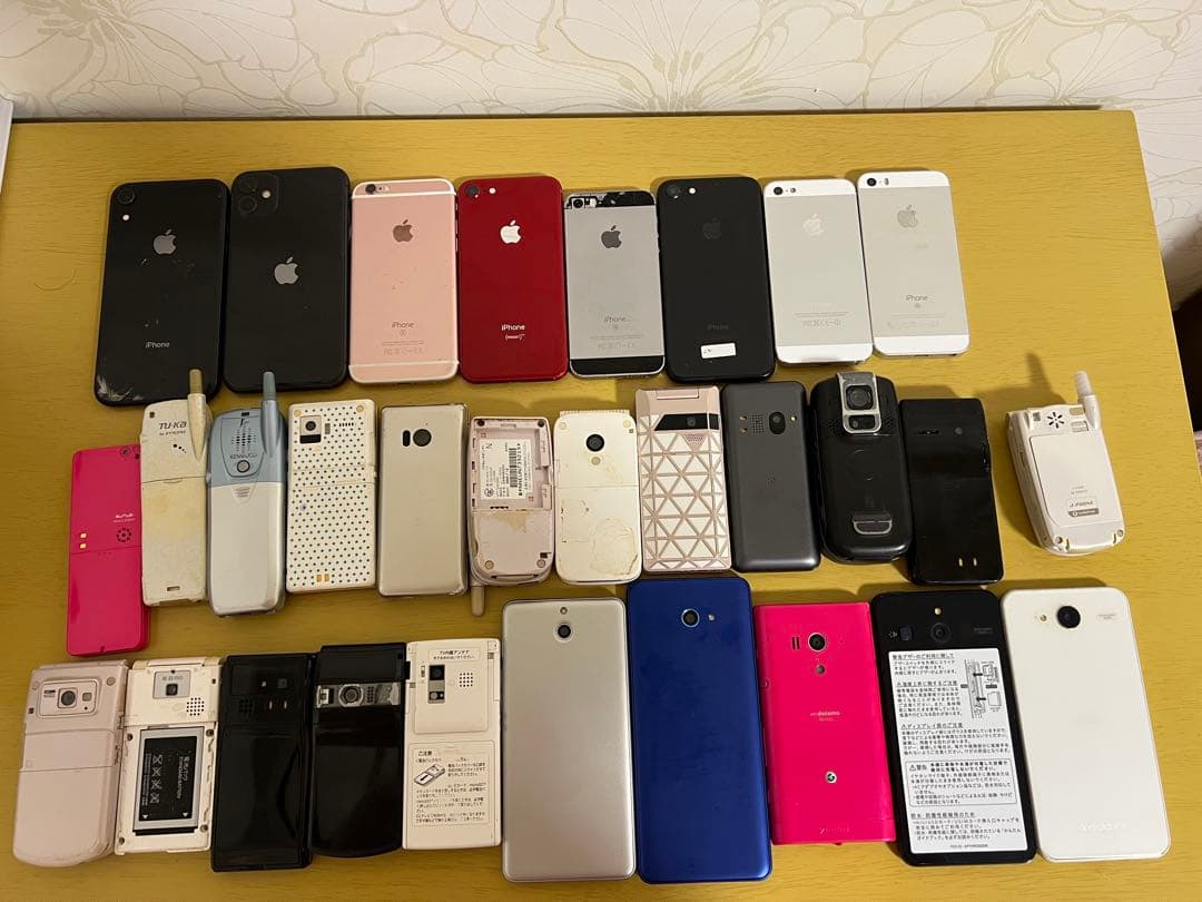 i phone ガラケースマートフォン本体 台まとめ売り ジャンク 部品取り