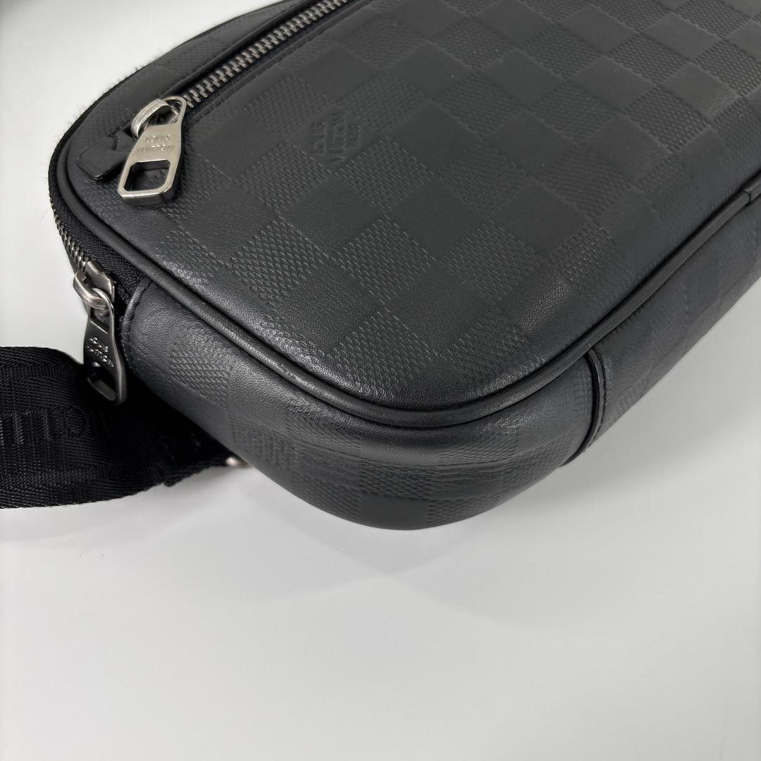 新品同様 ルイヴィトン ダミエアンフィニアンブレール N41288 ボディバッグ