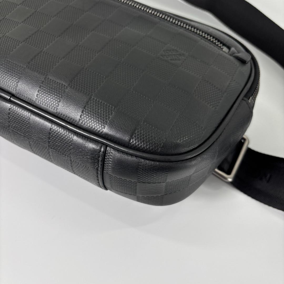 新品同様 ルイヴィトン ダミエアンフィニアンブレール N41288 ボディバッグ