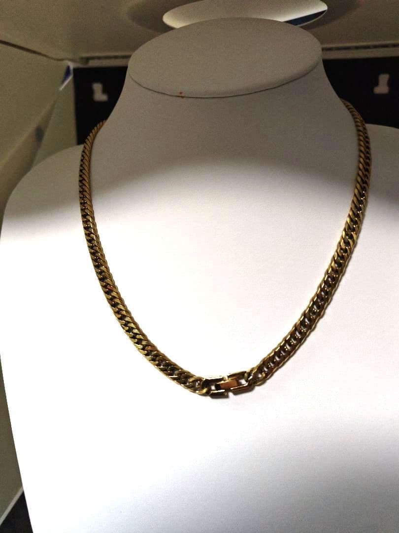 ゴールドチタンネックレス