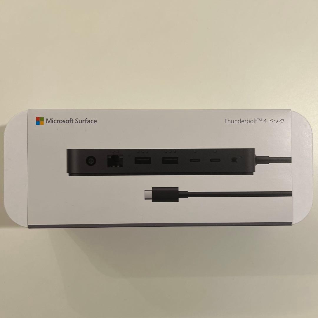 Microsoft Surface Thunderbolt 4 ドック
