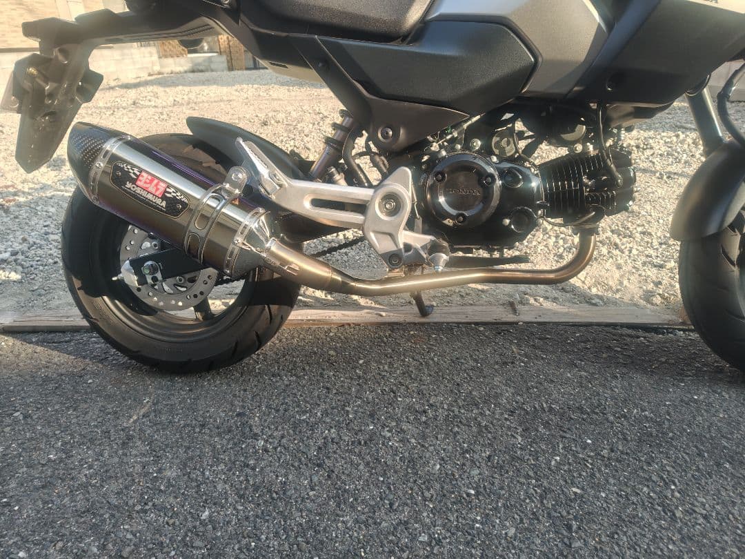 グロム JC-92用ヨシムラマフラー機械曲げR-77Sサイクロン