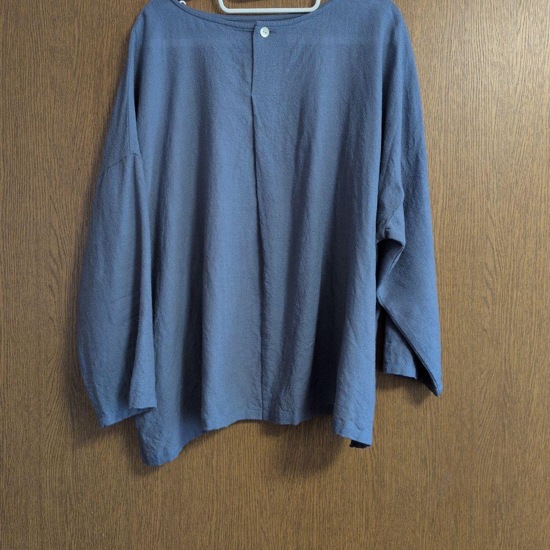 HUIS ウォッシャブルウールワイドプルオーバー（グレイッシュブルー