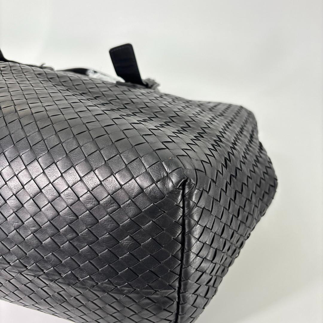 極美品 ボッテガ ヴェネタ イントレチャート レザー ラージ トートバッグ