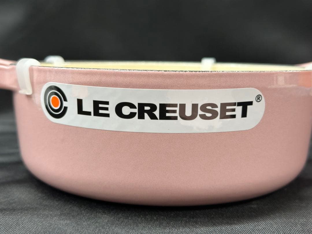【未使用品】Le Creuset ココットロンド　シフォンピンク　18cm 鍋