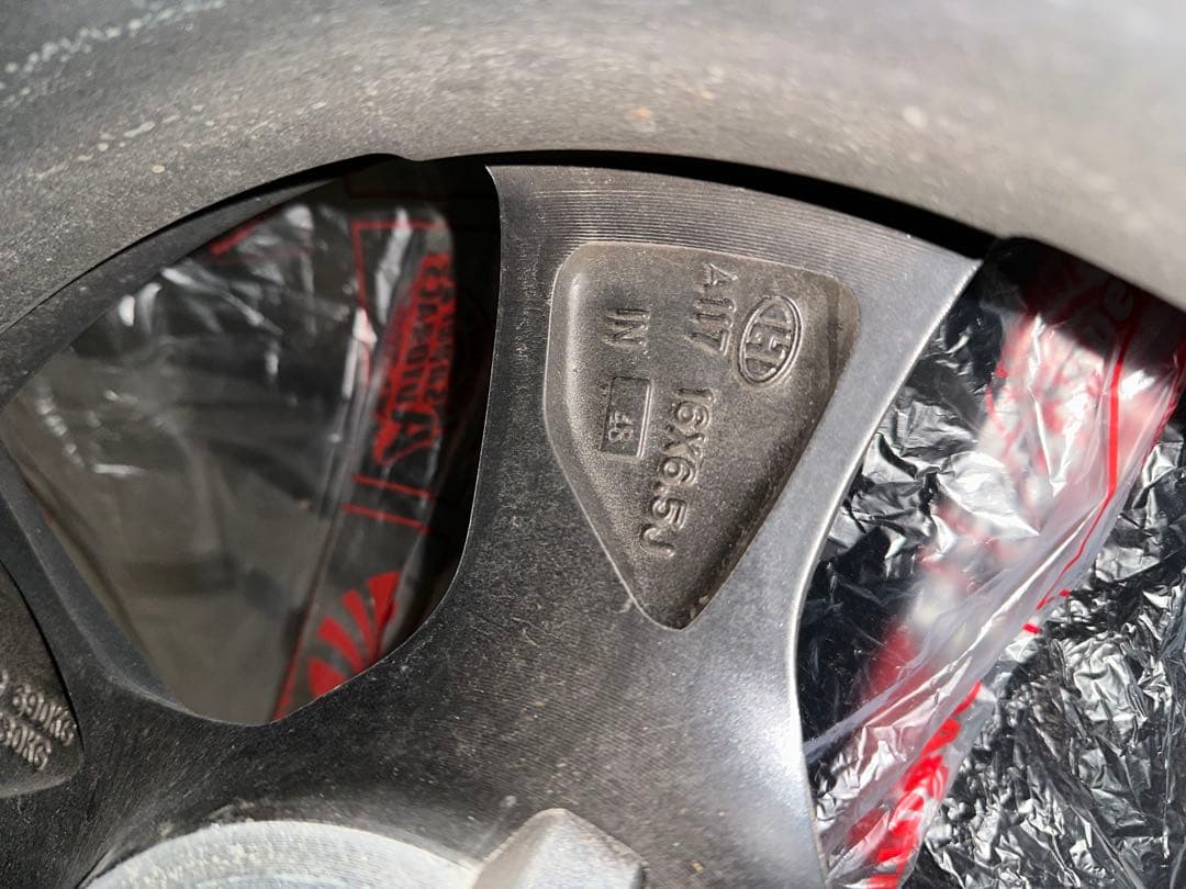 GRIPMAX 冬用タイヤ185/55R16 ホイールセット スタッドレスタイヤ