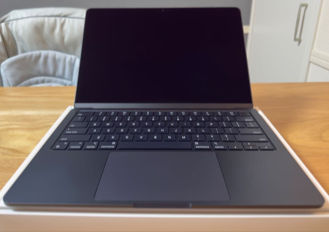 パ*ー様 MacBook Air M2 16GB/256GB 2022 ミッドナ