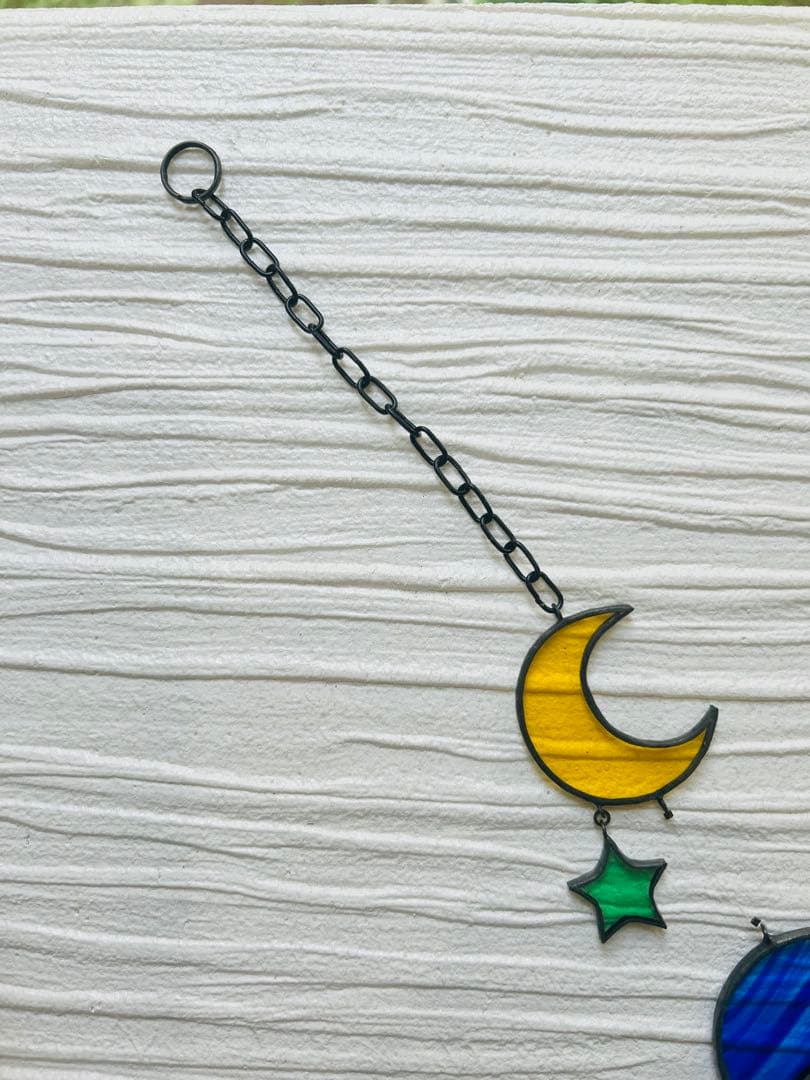 【ステンドグラス】惑星のサンキャッチャーとオリーブのリース