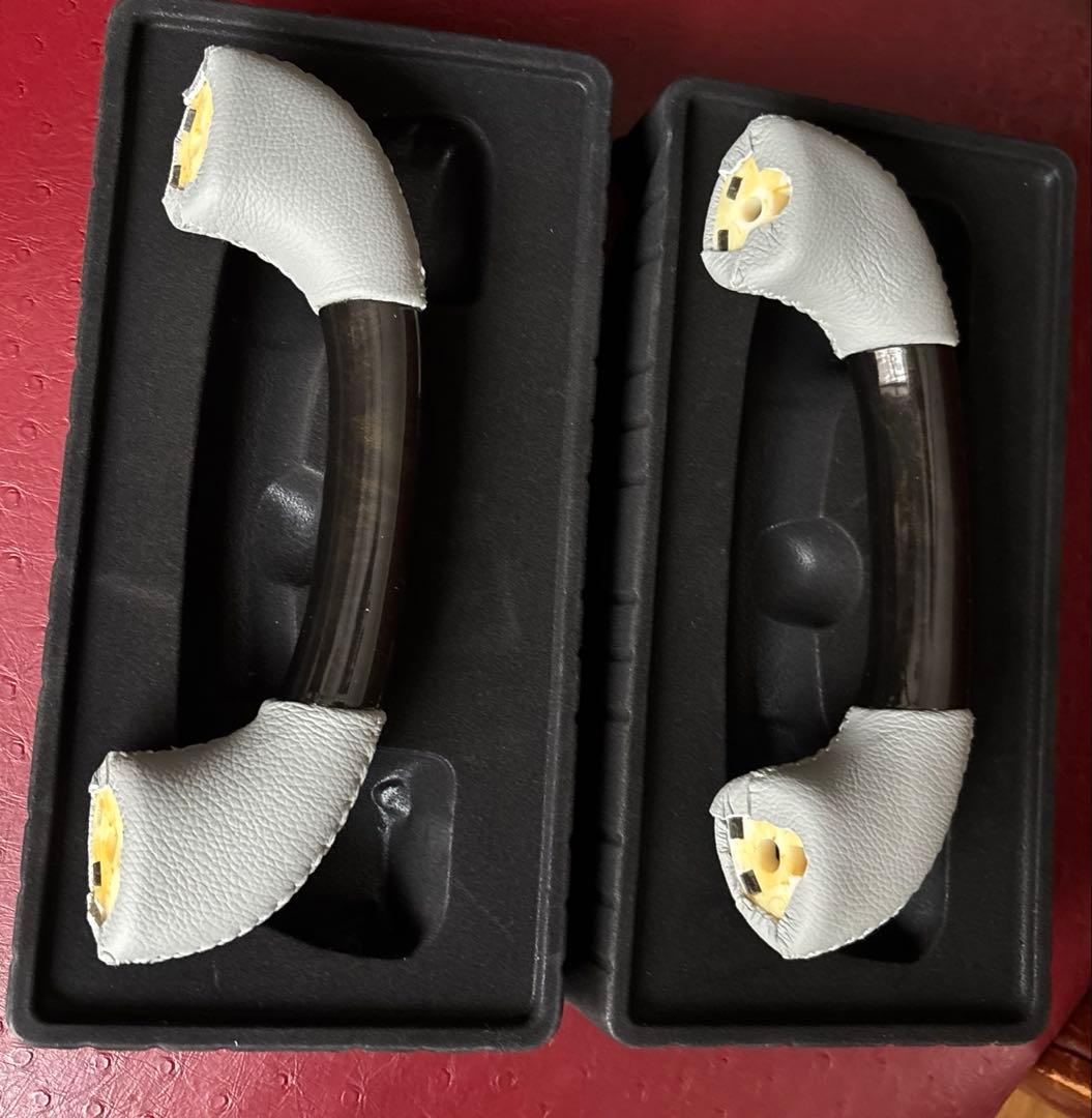 LUNA ハイエース アシストグリップ　マホガニー調黒木目