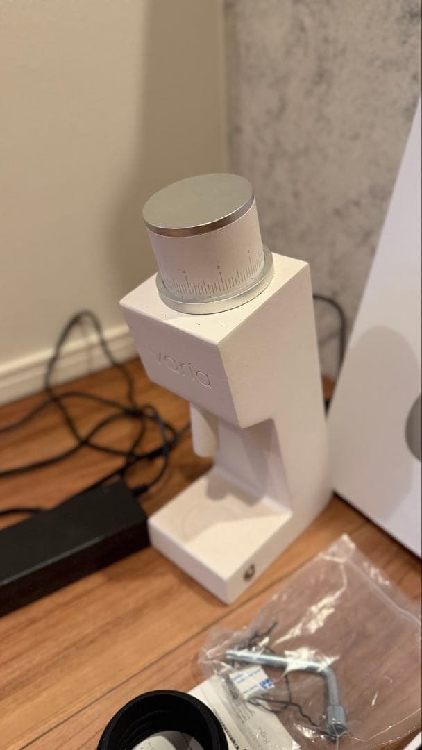 Varia VS3 電動グラインダー