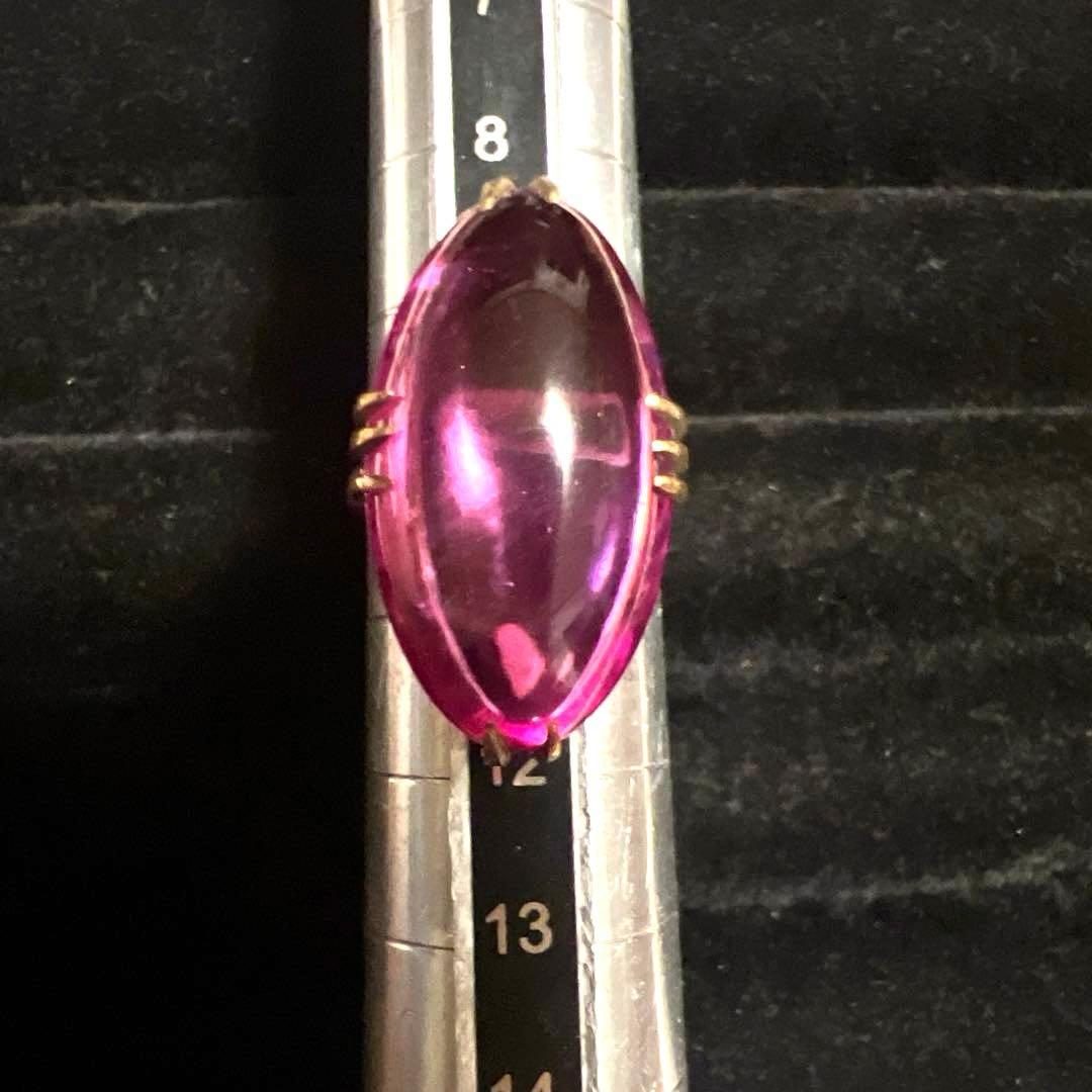 超特大ピンクサファイアのヴィンテージゴールドリング