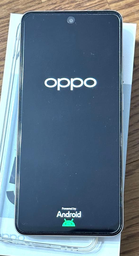 OPPO A5x ホワイト　SIMフリー6.7型　4GB/128GB おまけ付き