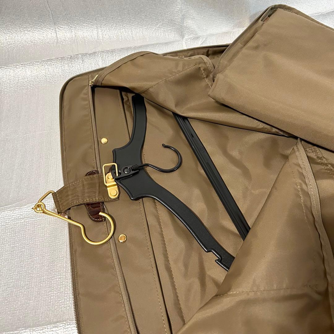 美品 バレンシアガ ナイロン クロコダイル型押しレザー ガーメントバッグ