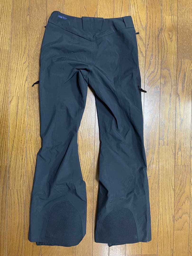 Arc'teryx GORE-TEX パンツ