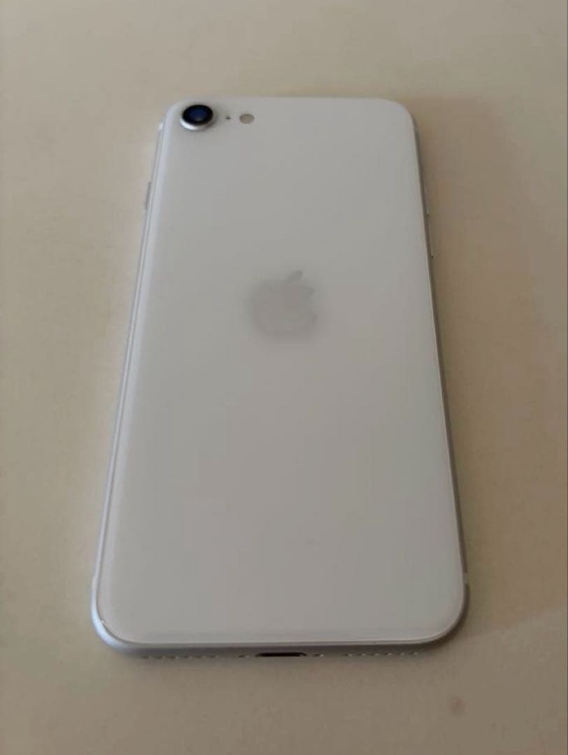 iPhone SE2 64GB ホワイト 美品