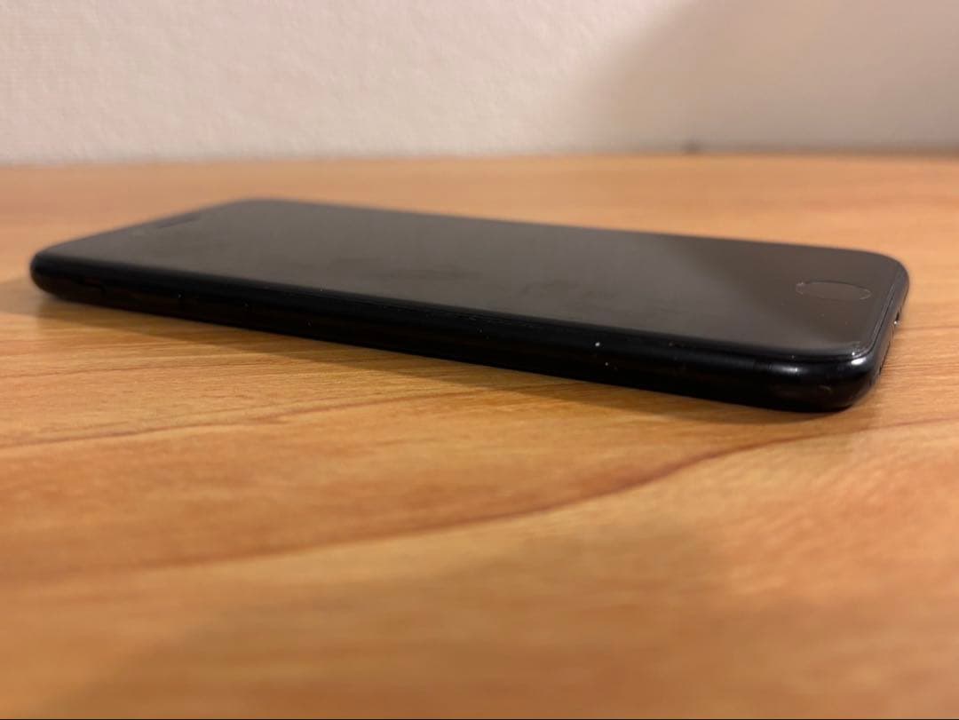 iPhone SE 第2世代 Apple iPhone 本体