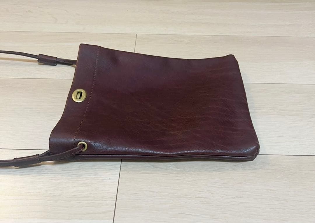 SLOW レザーショルダーバッグ