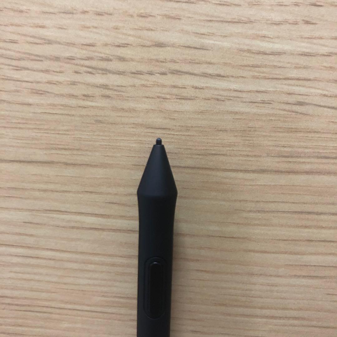 (お値下げ)Wacom one液晶タブレット　13.3型ワコムワン