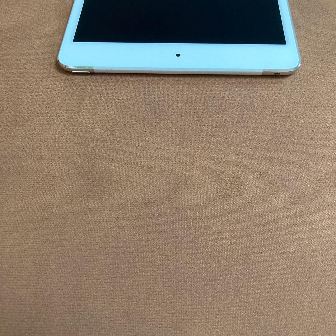 218 美品☆電池良好☆iPad mini4第4世代 128GB SIMフリー☆