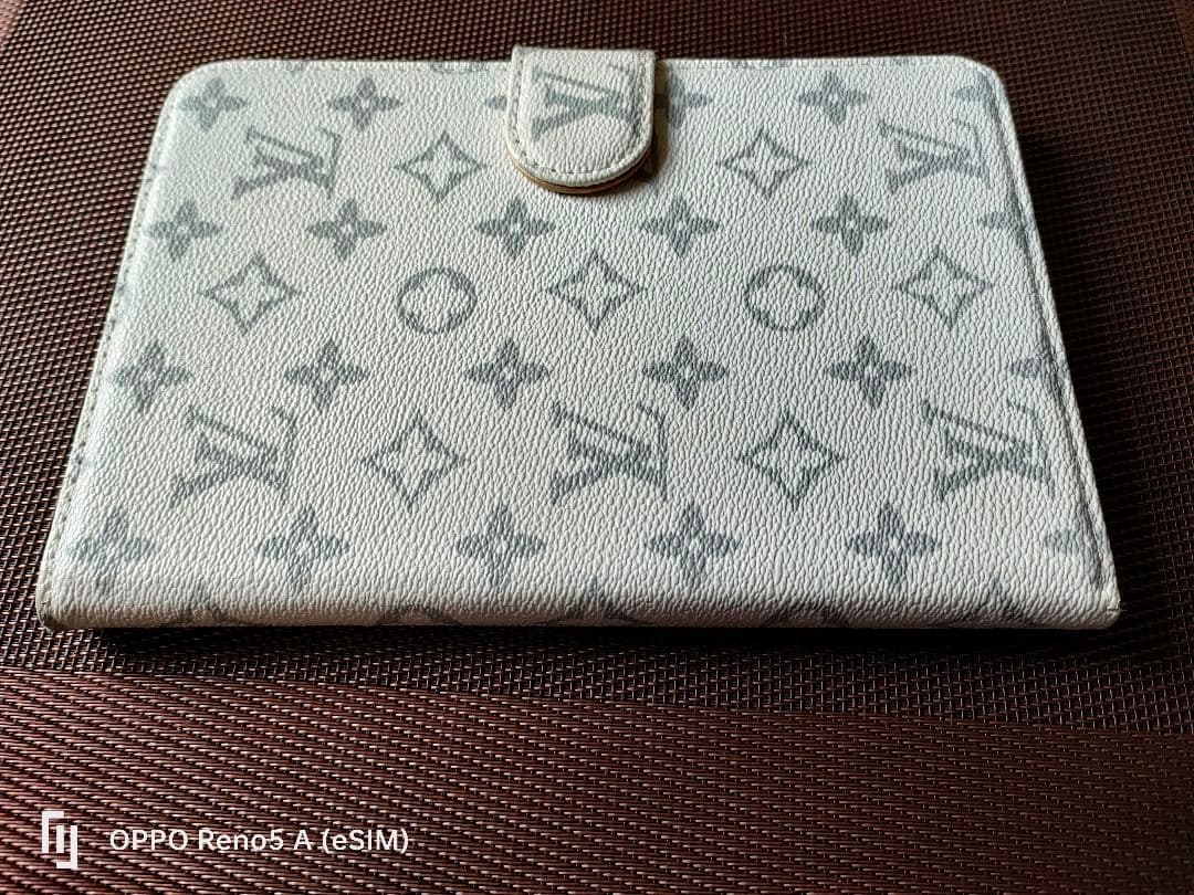 momo　値下げ　iPad mini4 32GB au wifiセルラー