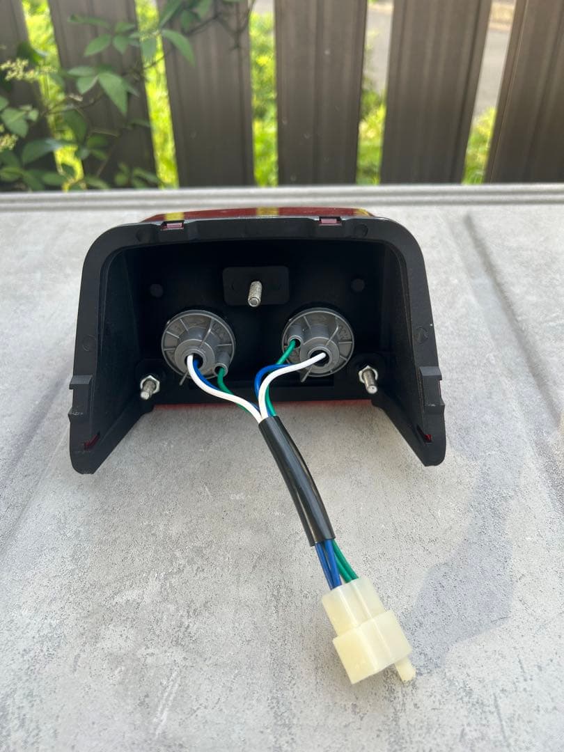 xj400 xj550赤テールランプ