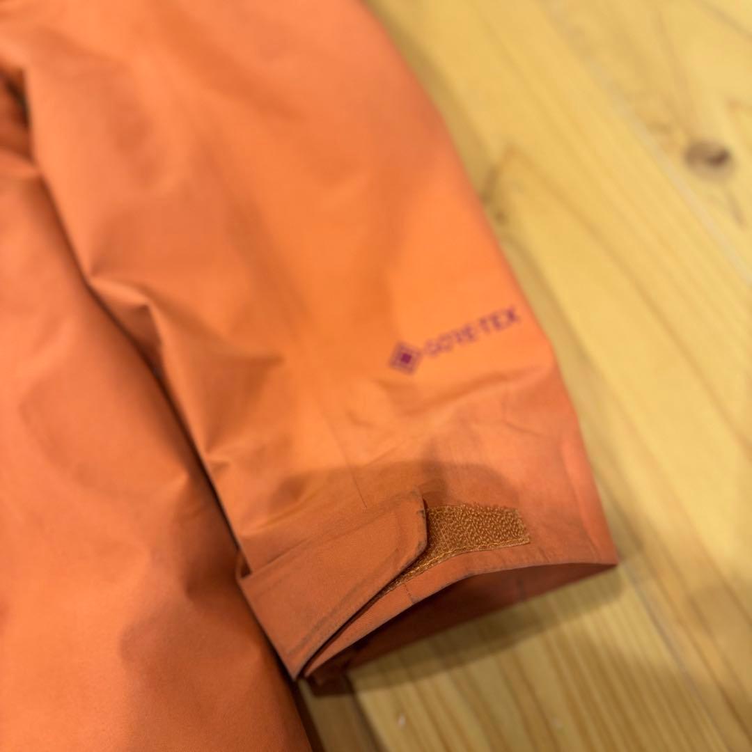 patagonia  jacket GORE-TEXオレンジ フード付