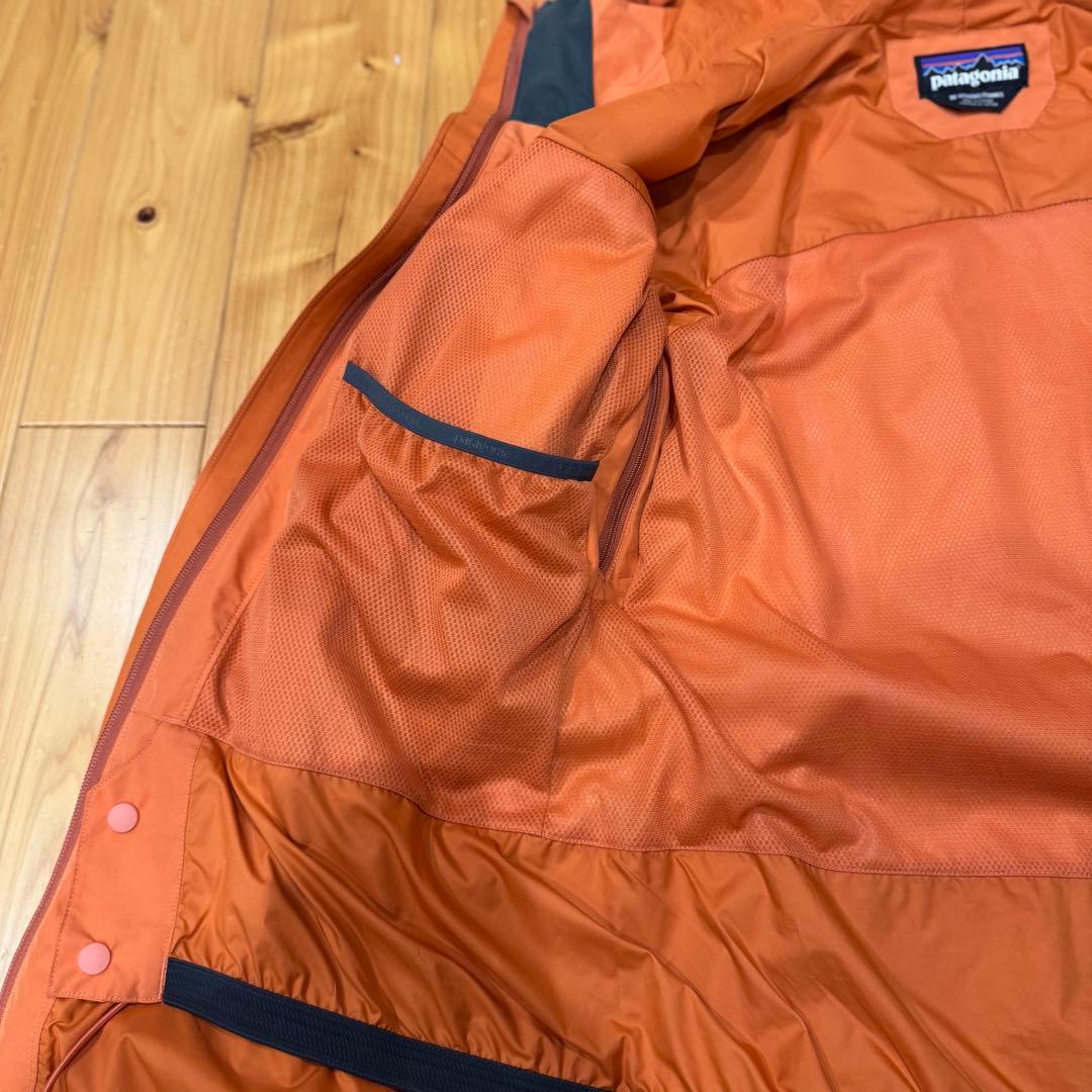 patagonia  jacket GORE-TEXオレンジ フード付