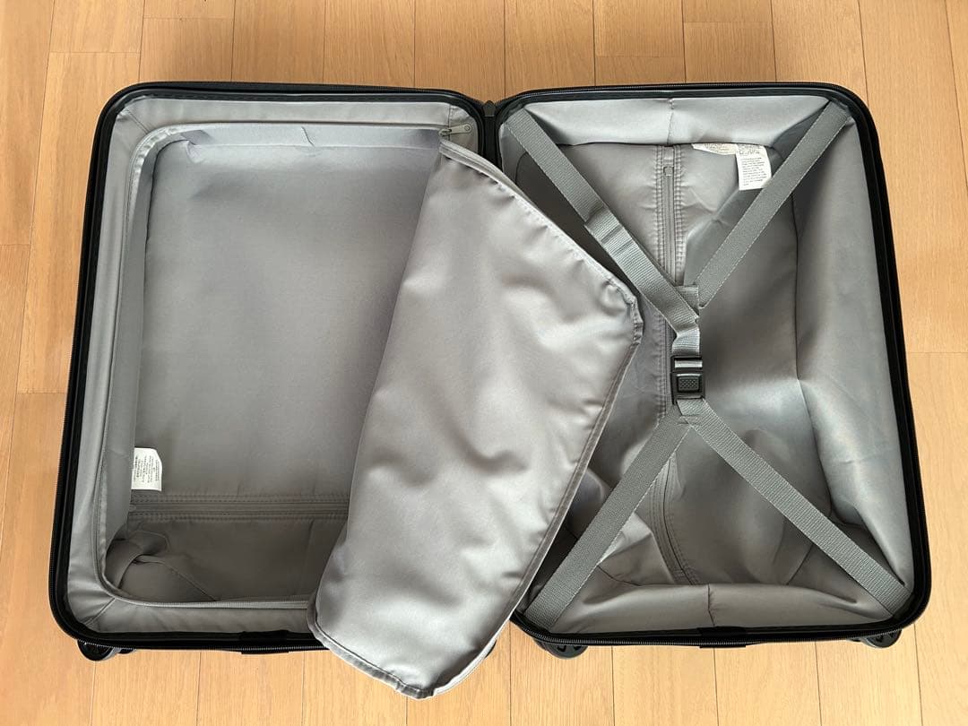 ハードキャリーケース ブラック 36L 54×37×24 cm