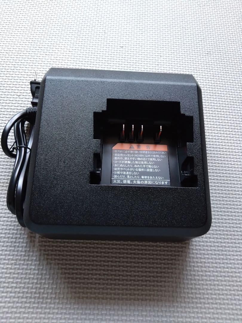 【新品未使用】電動自転車用充電器（YAMAHA X3S-02）