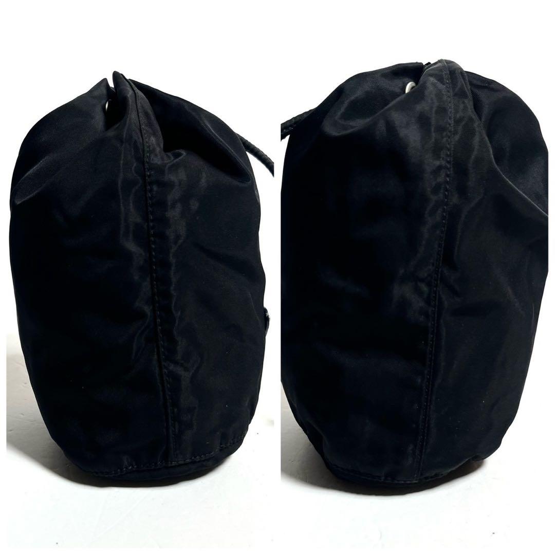 【極美品✨】プラダ 巾着バッグ ポーチ テスートナイロン ドローストリング 黒