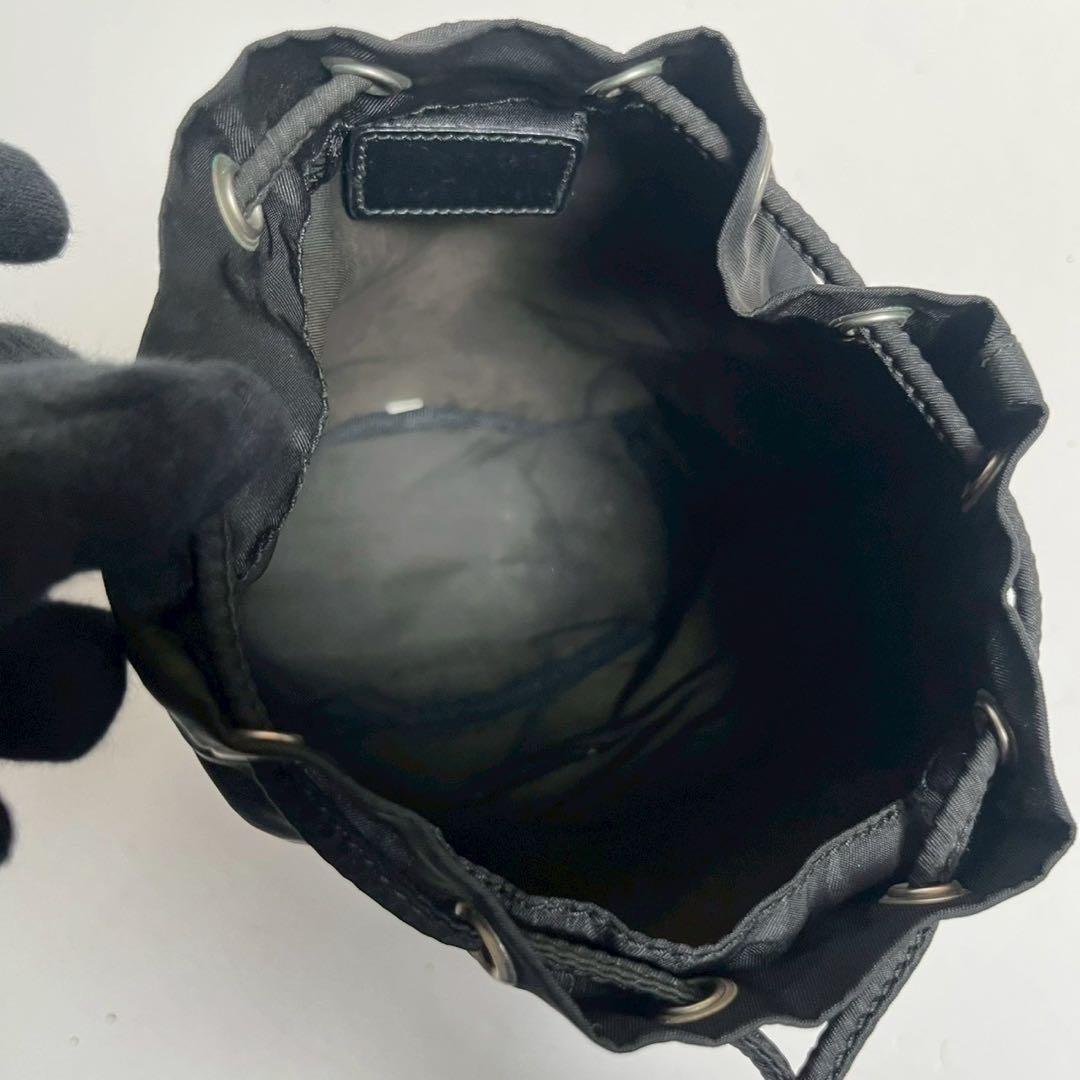 【極美品✨】プラダ 巾着バッグ ポーチ テスートナイロン ドローストリング 黒