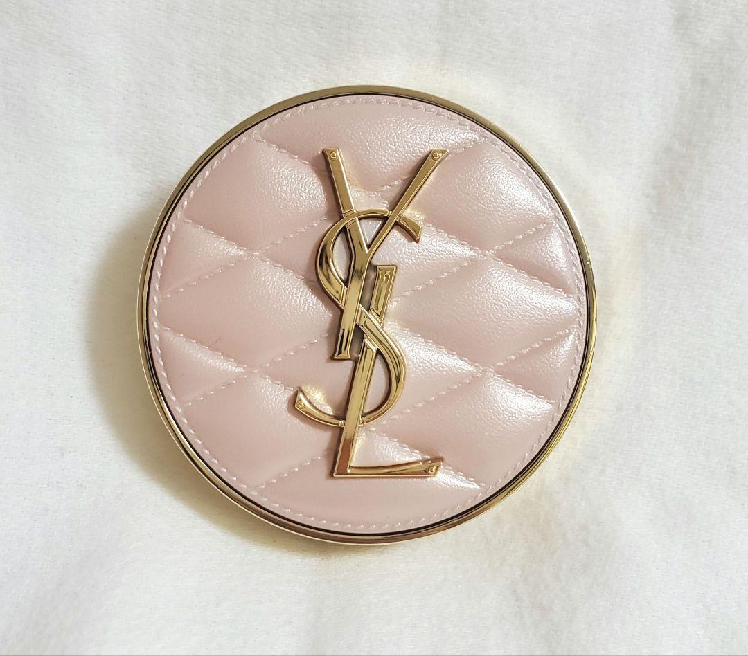 YVESSAINTLAURENT ラディアントタッチグロウパクト 限定デザイン