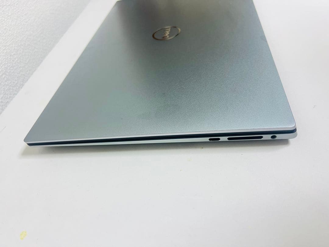 Windowsノート本体 Dell Precision 5560 4K i9 32gb 1TB A2000