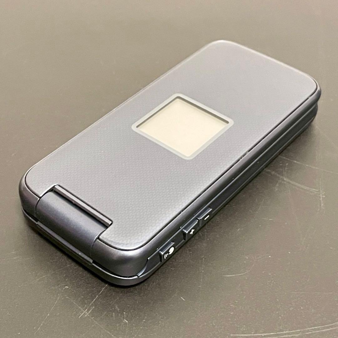 docomo ドコモ らくらくホン F01M ネイビー 携帯電話