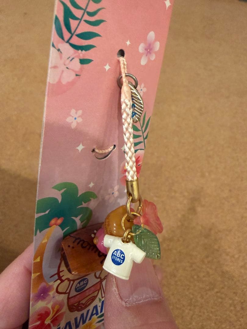 希少品　サンリオ　ハローキティ　ご当地キティ　ストラップ　ハワイ　ABCストア