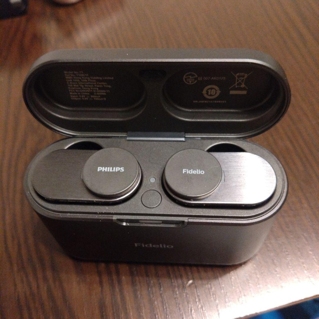 Fidelio T1 ブラック ワイヤレスイヤフォン