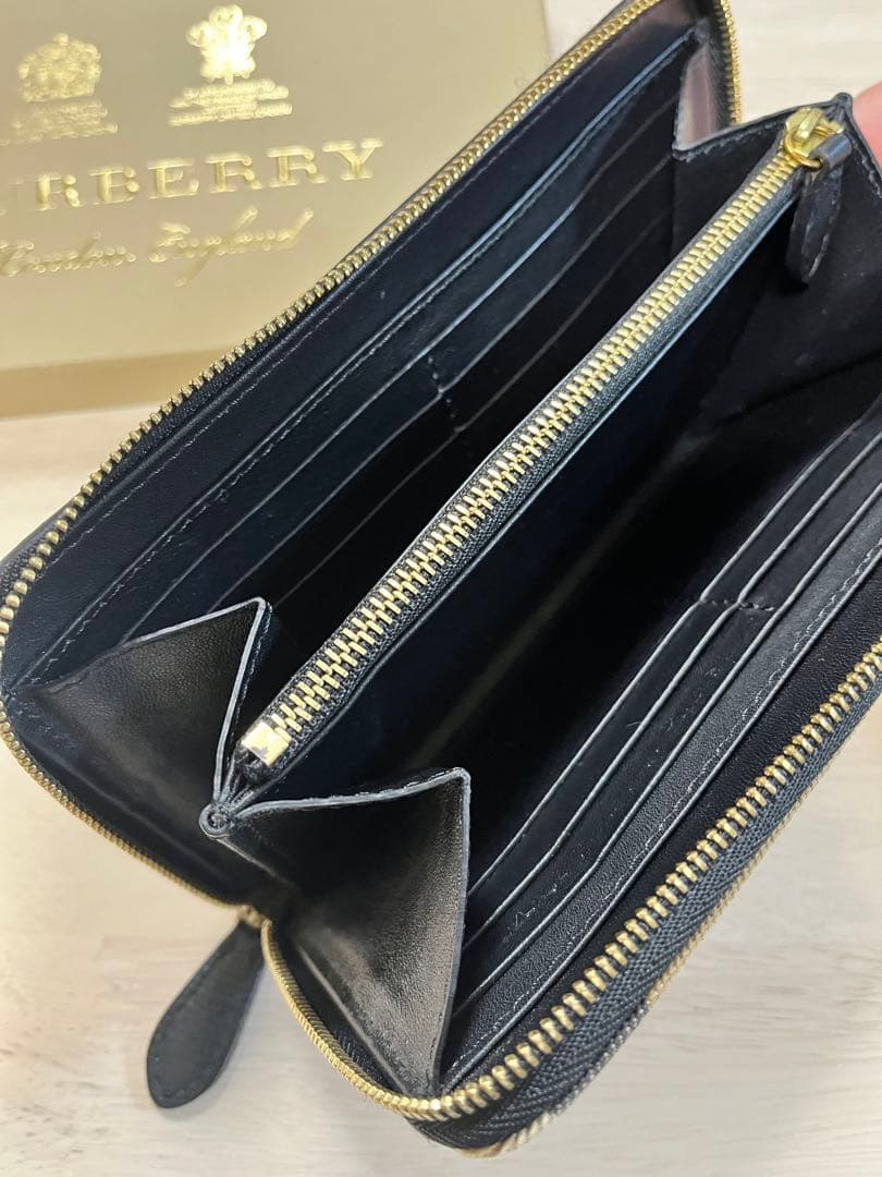 BURBERRY 長財布 ブラック✖️ベージュ チェック柄 箱付き