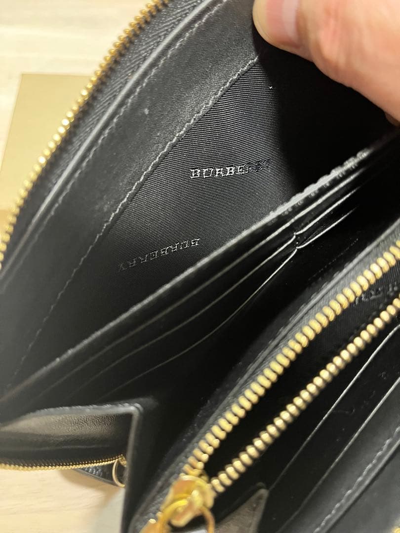 BURBERRY 長財布 ブラック✖️ベージュ チェック柄 箱付き